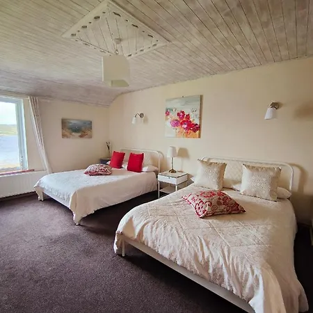 Waterfront Rest Bed & Breakfast *